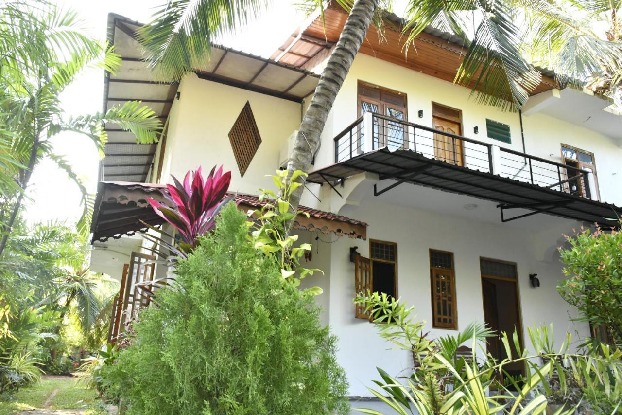 Pearl Bungalow Trincomalee Kültér fotó