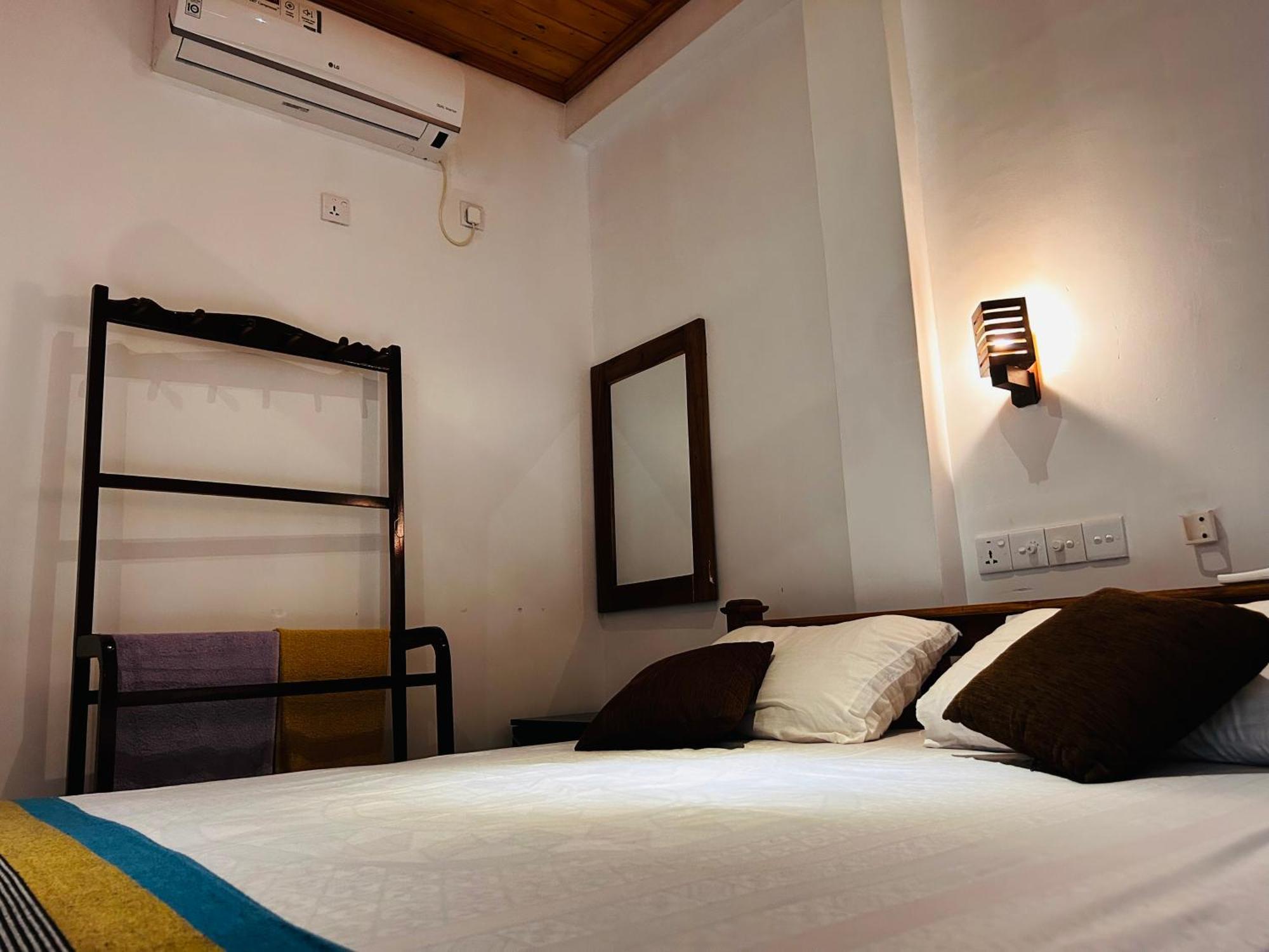 Pearl Bungalow Trincomalee Kültér fotó