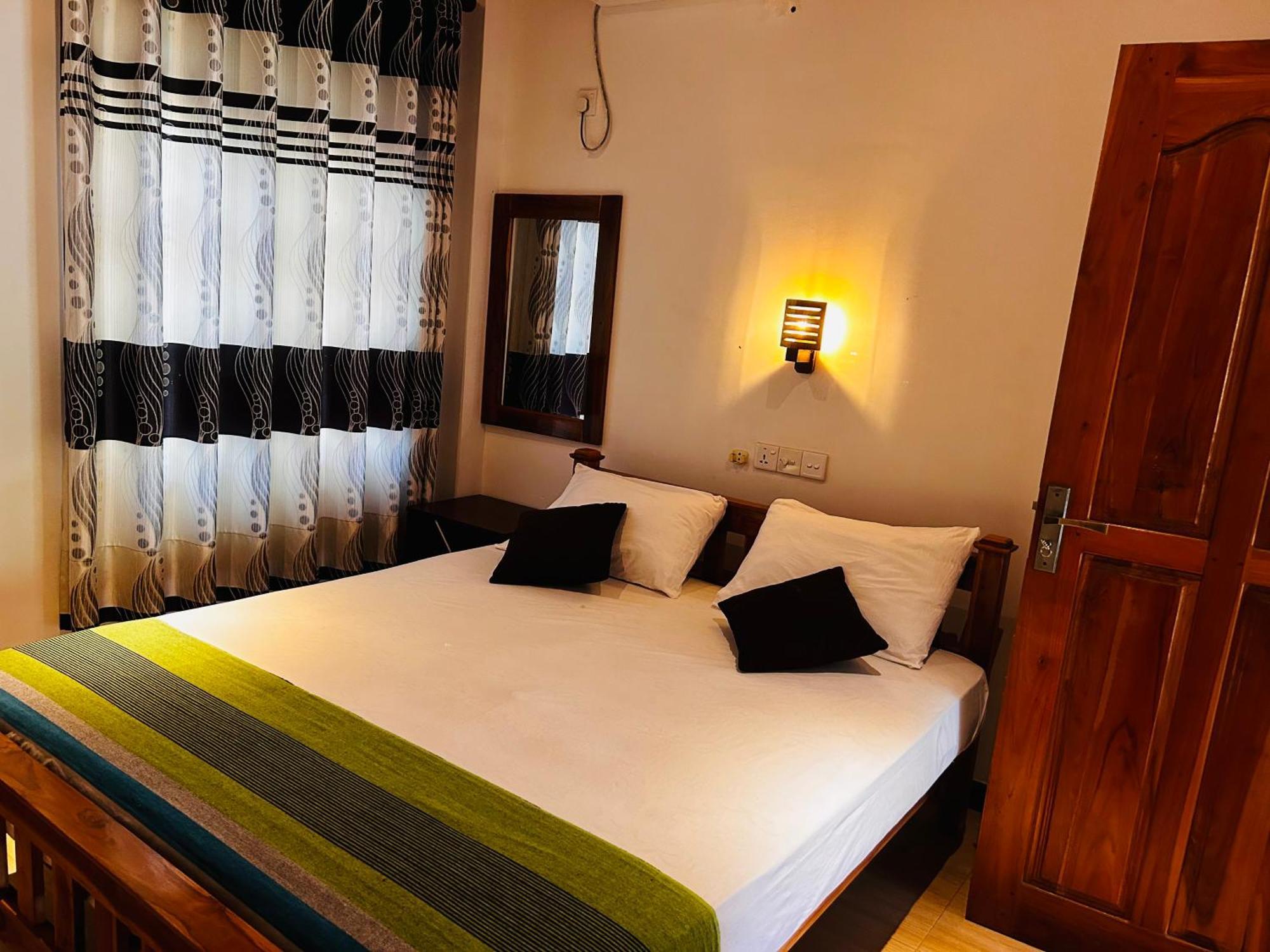 Pearl Bungalow Trincomalee Kültér fotó